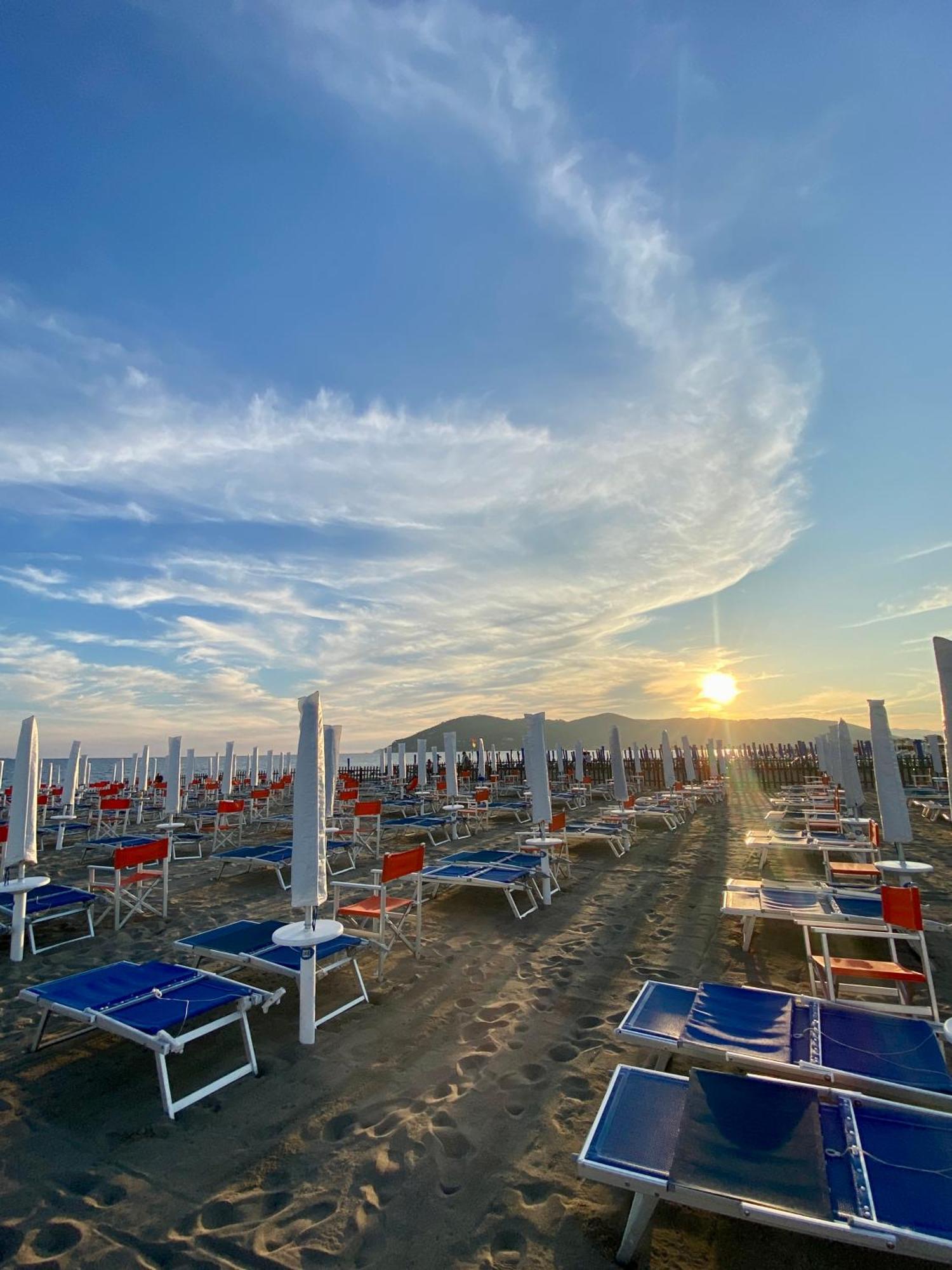 Casa Gabri - Luce, Mare, Apuane, Ac, Parking Apartment